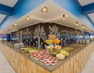 Семейный курортный отель "Славянка" / "Slavyanka Ultra all inclusive hotel"