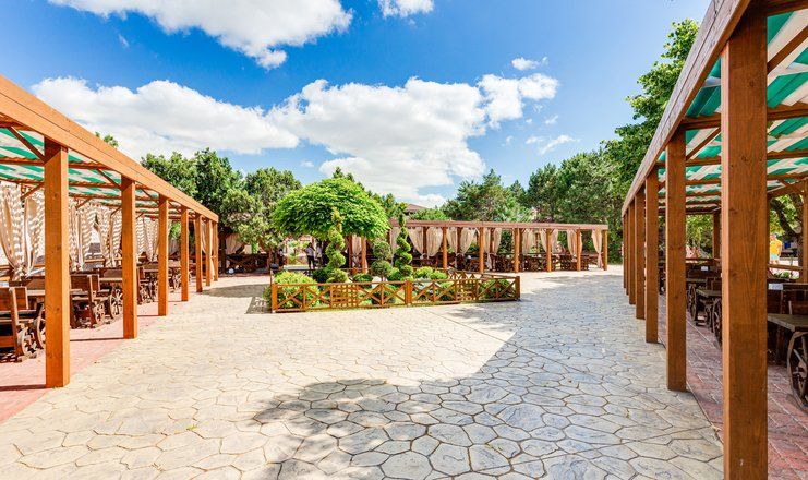 Семейный курортный отель "Славянка" / "Slavyanka Ultra all inclusive hotel"