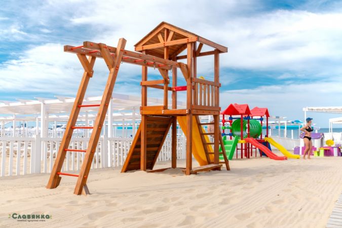 Семейный курортный отель<br> "Славянка"